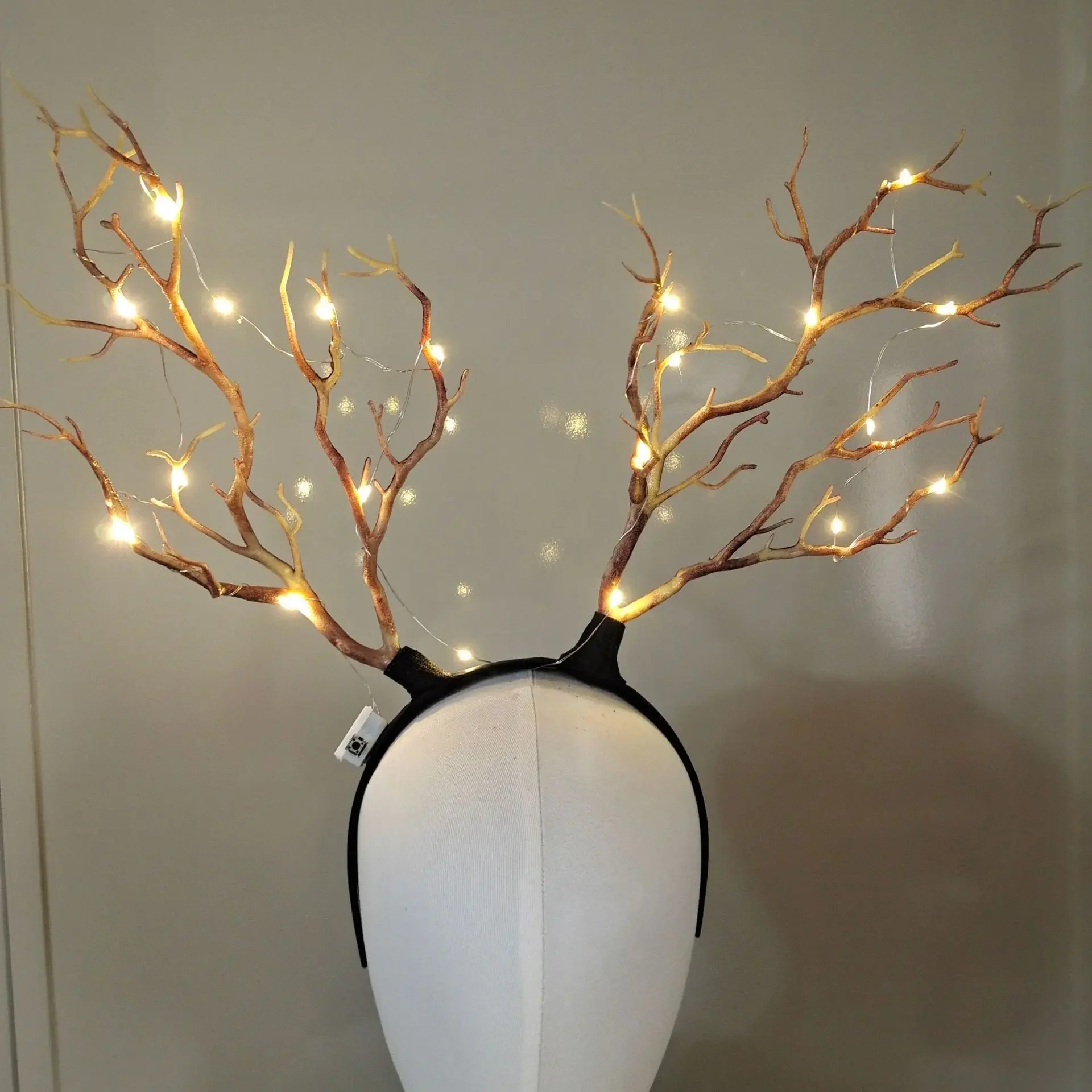 Women Girls Light Up Glowing R – Reindeer Antlers Headband recenzja i cena